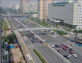 北京市官园人行过街天桥工程